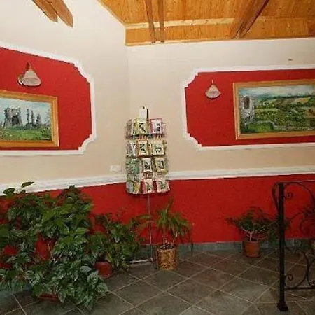 Studio Peach * Bük