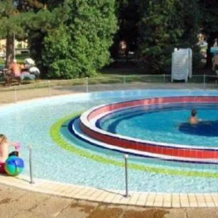Studio Peach Bük